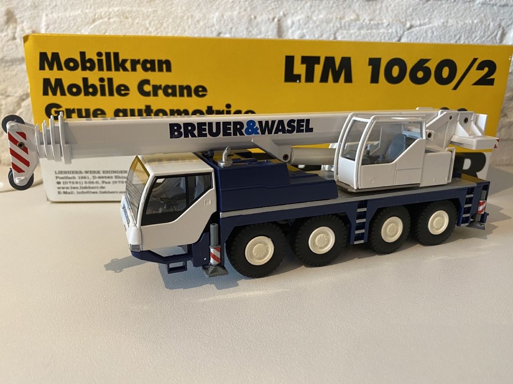 Conrad Modelle Conrad Liebherr LTM 1060/2 mobile crane Breuer & Wasel