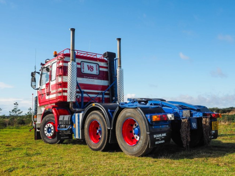 Tekno Scania 2-serie 6x2 sleepas Jamie Holey