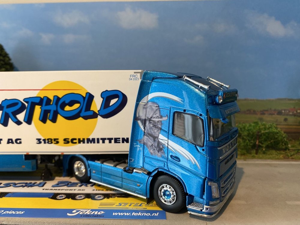 Tekno Tekno Volvo FH04 Glob. XL with refrigerated trailer Sascha Berthold