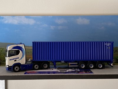 Tekno Tekno Scania S Highline 6x2 met 40ft.  container Maritime