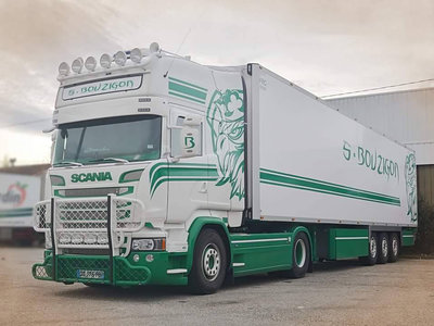 WSI WSI Scania Streamline Topline 4x2 reefer trailer S. Bouzigon