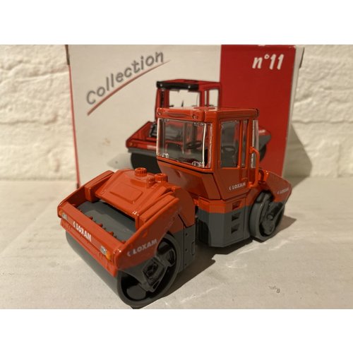 Kaster scalemodels Kaster Bomag BW 202 AD Roller Loxam Nr. 11 Kaster scalemodels Kaster Bomag BW 202 AD Roller Loxam Nr. 11