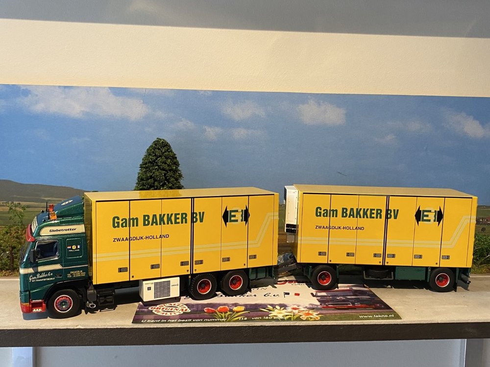 Tekno Tekno Volvo FH12 motorwagen met 2-asssige aanhanger Gam Bakker