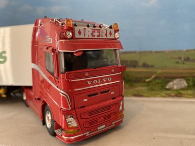 Tekno Tekno Volvo FH04 with reefer trailer Ris Steffen Transport Zwitserland