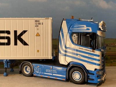 Tekno Scania S Highline with container trailer + 40ft. reefer container Hans Lubrecht