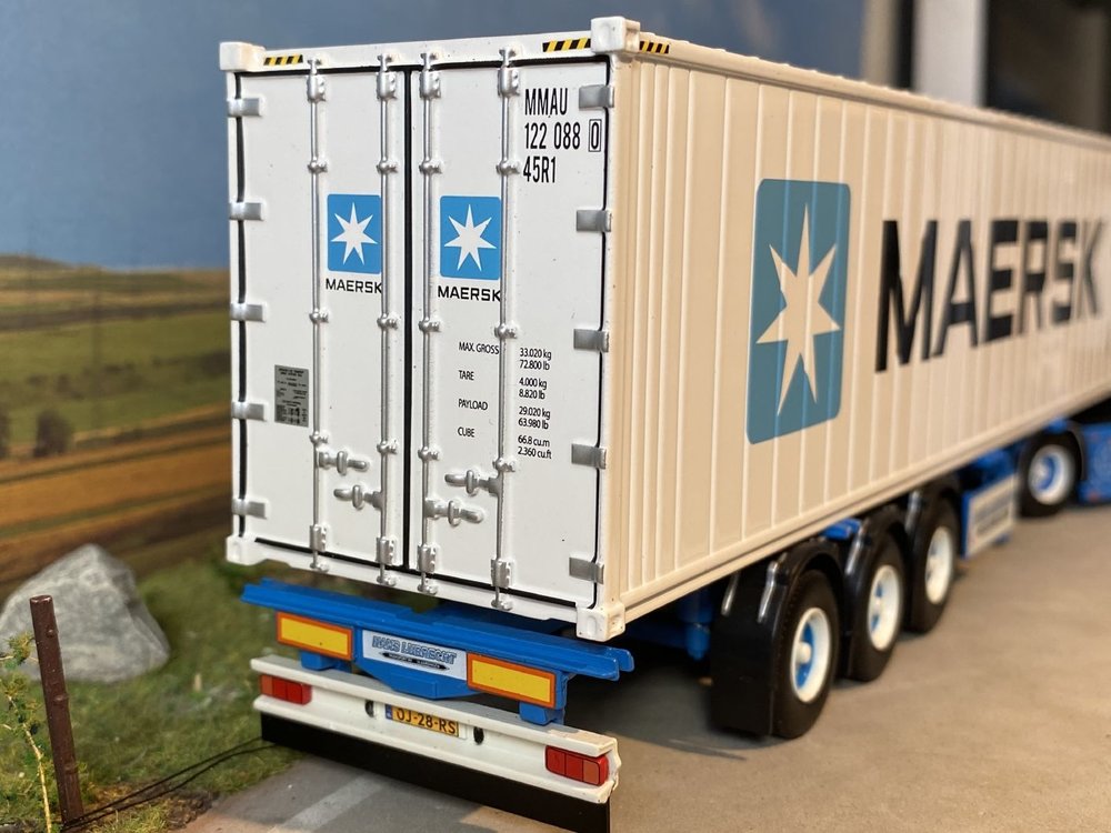 Tekno Scania S Highline met container trailer + 40ft. koelcontainer Hans Lubrecht