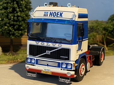 WSI WSI Volvo F12 Globetrotter 4x2 Hoek Agro BV