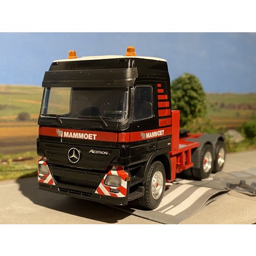 Mammoet store Conrad Mercedes Actros 3-axle Mammoet 122581 Mammoet store Conrad Mercedes Actros 3-axle Mammoet 122581