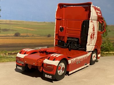 WSI WSI  DAF XF Super Space Cab 4x2 Thomas Werner
