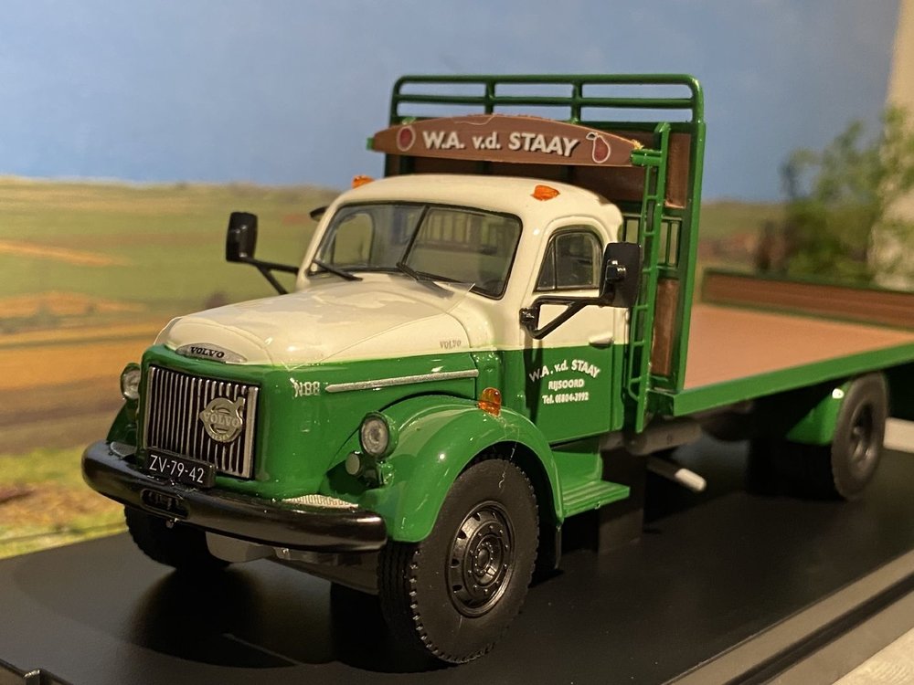 WSI WSI Volvo N88 4x2 resin Staay Food group