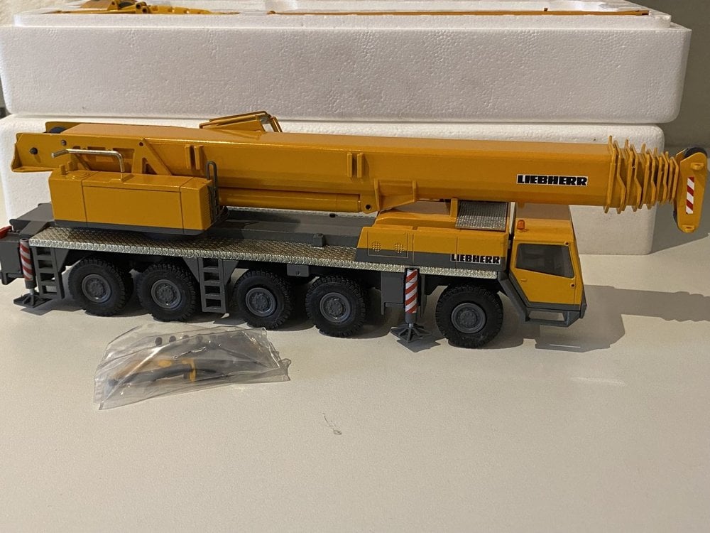 Conrad Modelle Conrad Liebherr LTM 1160/2 Mobilkran