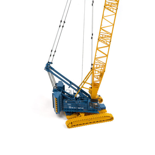 Sarens store Tonkin Kobelco CKE 2500G crane Sarens Sarens store Tonkin Kobelco CKE 2500G crane Sarens