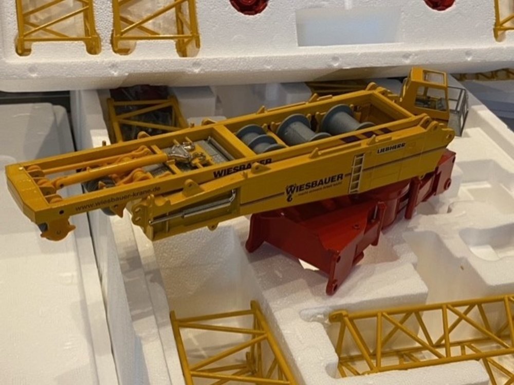 Conrad Modelle Conrad Liebherr LR1750 crawler crane Wiesbauer