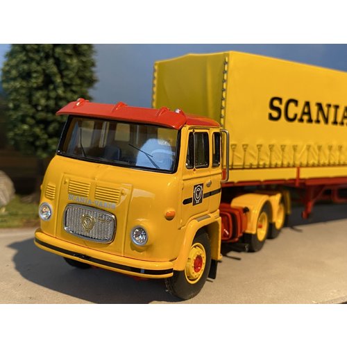 Tekno Tekno Scania Vabis LB76 6x2 met classic zeilenoplegger Demo versie Tekno Tekno Scania Vabis LB76 6x2 met classic zeilenoplegger Demo versie