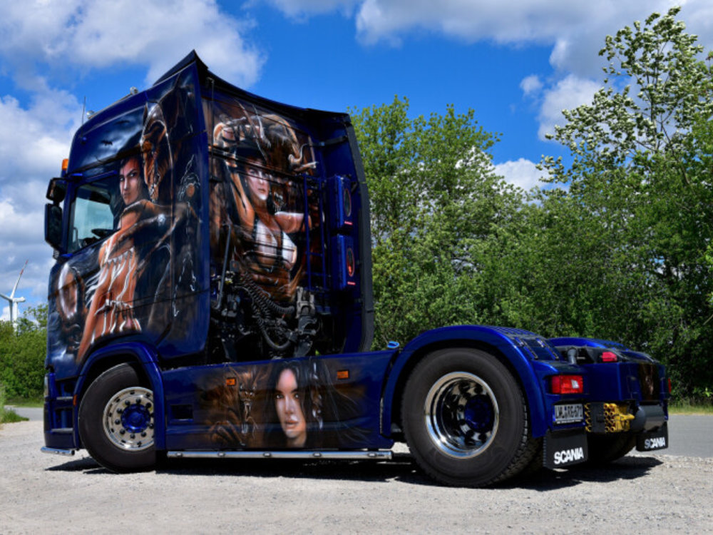 WSI WSI Scania S Highline 4x2 Roland Graf