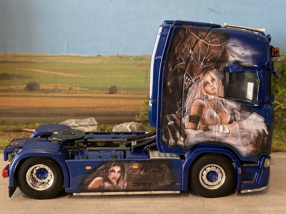 WSI WSI Scania S Highline 4x2 Roland Graf