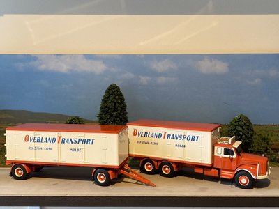 Tekno Tekno Scania Vabis LS76 motorwagen met aanhanger Overland