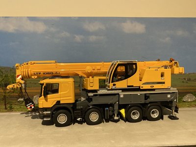 WSI WSI Liebherr LTF 1060-4.1 Scania P420 Premium Line