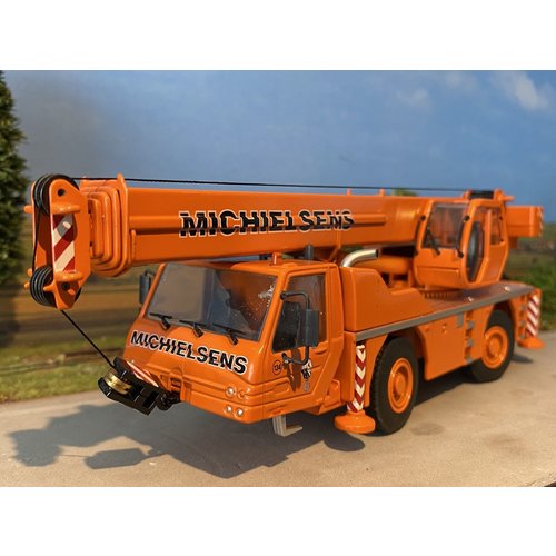 NZG NZG Terex-Demag AC40/2 crane Michielsens NZG NZG Terex-Demag AC40/2 crane Michielsens