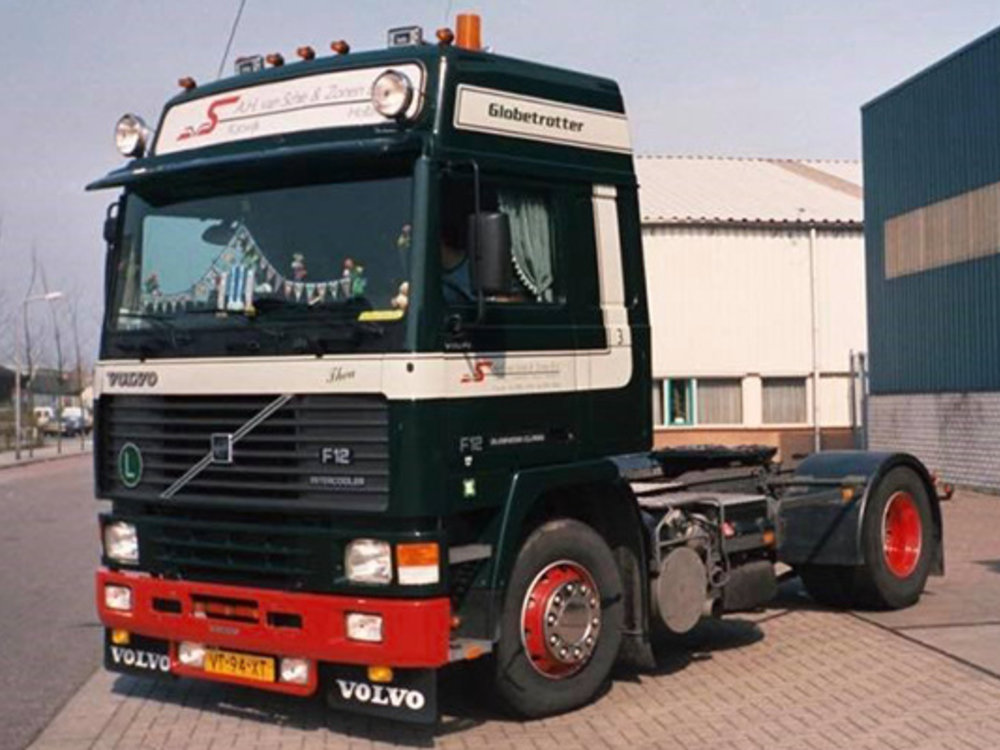 WSI WSI Volvo F12 Globetrotter 4x2 A.H. van Schie