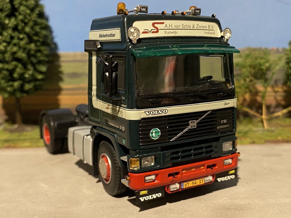 WSI WSI Volvo F12 Globetrotter 4x2 A.H. van Schie