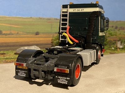 WSI WSI Volvo F12 Globetrotter 4x2 A.H. van Schie