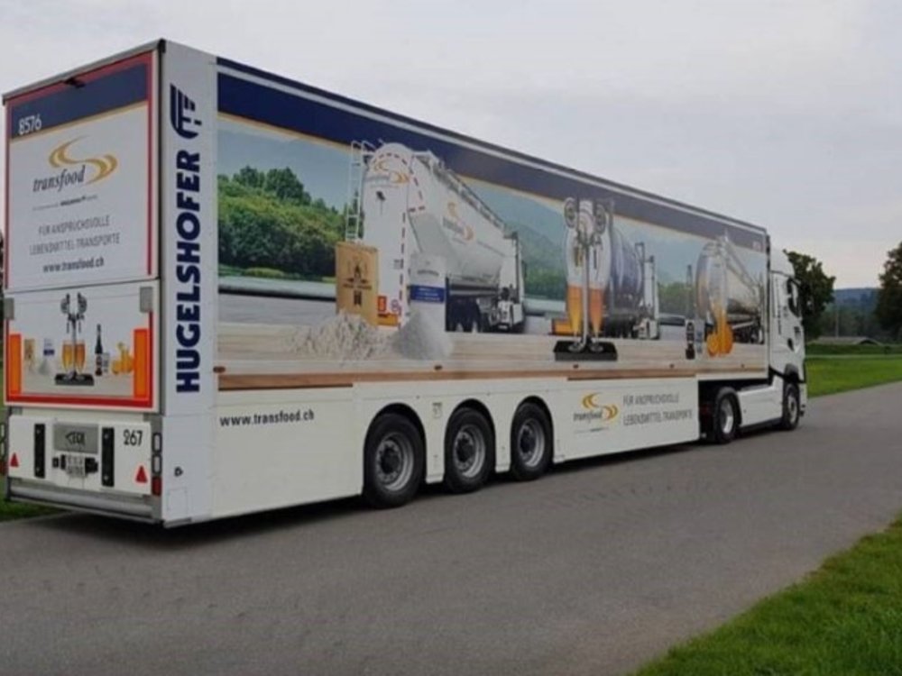 Tekno Tekno Renault T High with dubbeldeck box trailer Hugelshofer