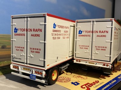 Tekno Tekno Volvo F12 motorwagen met 2-as schamel Torben Rafn