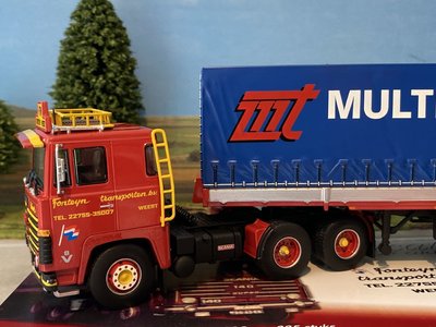 Tekno Tekno Scania 140 with 2-axle tilt trailer Fonteijn