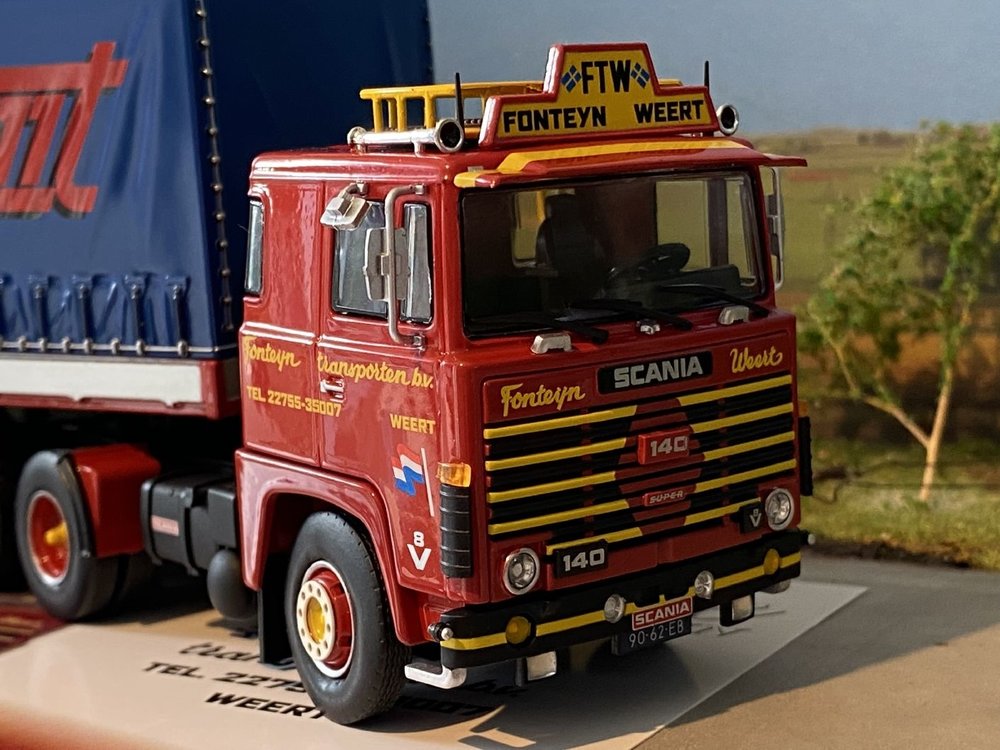 Tekno Tekno Scania 140 met 2-assige huifoplegger Fonteijn