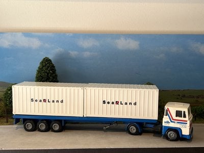 Tekno Tekno Scania 141 met container oplegger + 2x20ft. container VIT Trucking Service B.V.