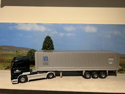 Tekno Tekno Scania 143M streamline with container trailer + 1x40ft. container SITL / Blenheim