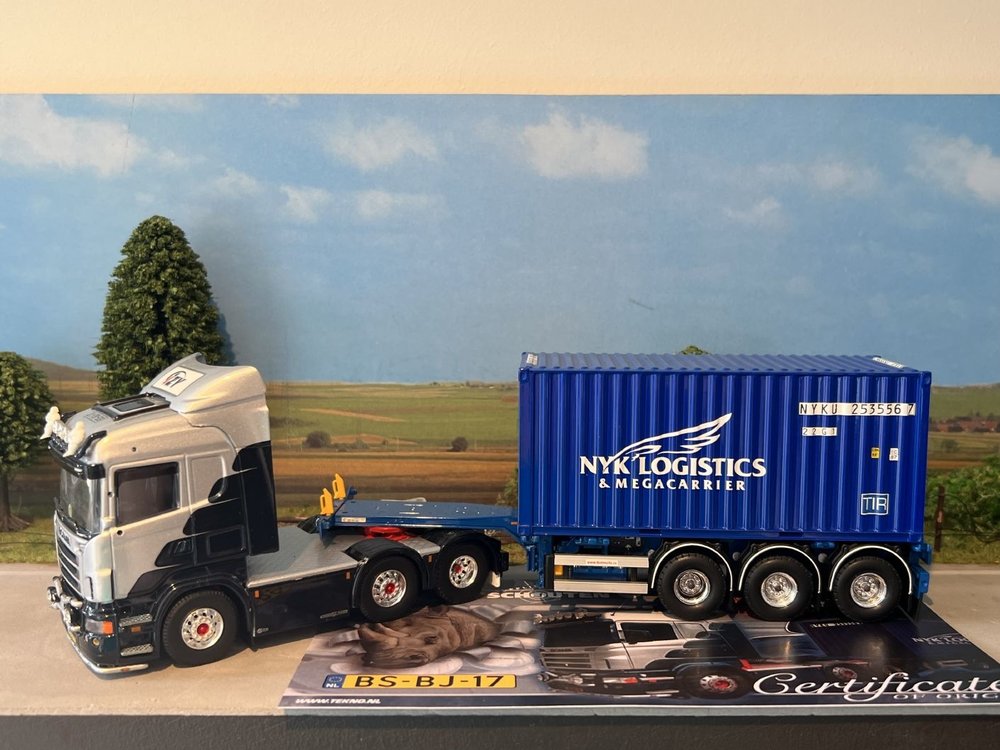 Tekno Tekno Scania R Highline 6x2 met flexitrailer + 20ft. container Fred Schouten