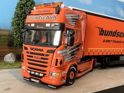 WSI WSI Scania R6 Topline with 3-axle curtainside trailer Bundschuh