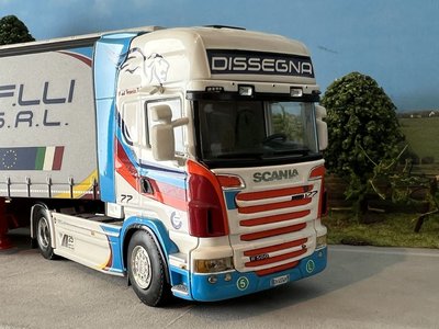 WSI WSI Scania R6 Topline with 3-axle curtainside trailer Dissegna