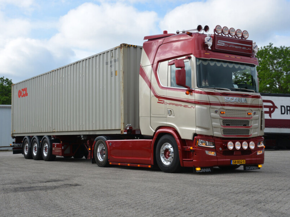 WSI WSI Scania S Highline 4x2 + 3-axle container chassis + 40ft. container Schipperheijn