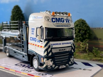 WSI WSI EXCLUSIEF DAF 106XF Super Space Cab combi cartransporter CMG  Newport Pagnell England