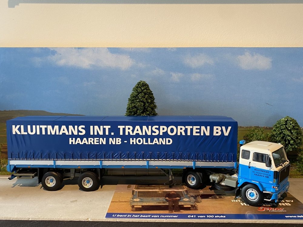 Tekno Tekno Volvo F89 met 2-assige huifoplegger Kluitmans