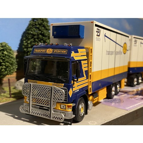 Tekno Tekno Volvo F12 motorwagen Zweedse aanhanger ASG Uppman