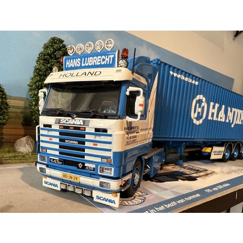 Tekno Tekno Scania 143-420 met D-tec container chassis met 40ft. Hanjin container Hans Lubrecht