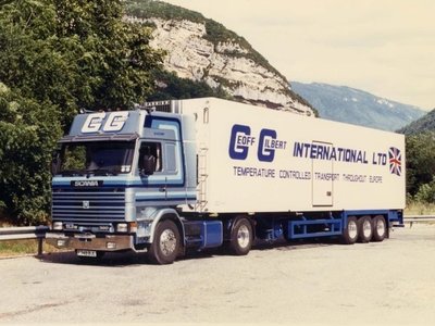 Tekno Tekno Scania 113M met koeloplegger Geoff Gilbert