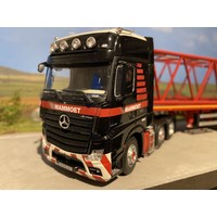 Tonkin Mercedes Actros2 6x2 + 3-axle flatbed + Kobelco Boom MAMMOET