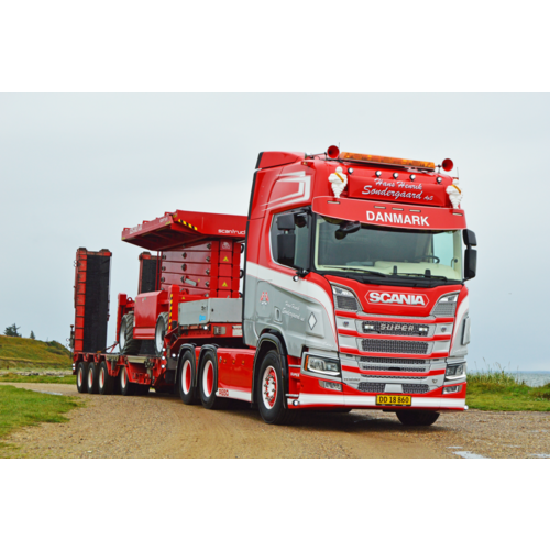 IMC IMC Scania R High roof 6x4 with Nooteboom MCOS 4-axle semi lowloader Hans Henrik Sondergaard IMC IMC Scania R High roof 6x4 with Nooteboom MCOS 4-axle semi lowloader Hans Henrik Sondergaard