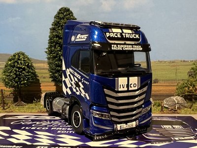 Tekno Tekno Iveco S-Way 4x2  Pace Truck