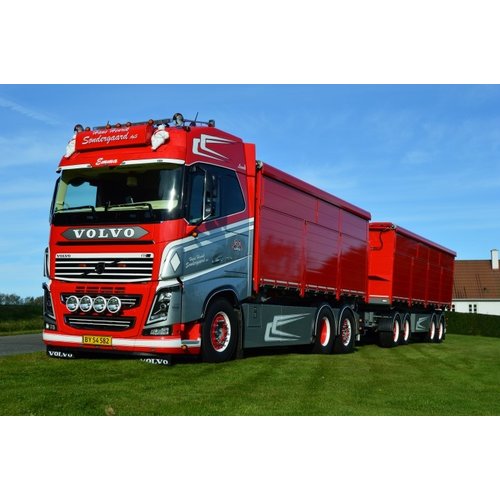 Tekno Tekno Volvo FH04 Globetrotter rigid truck with trailer Hans Henrik Sondergaard Tekno Tekno Volvo FH04 Globetrotter rigid truck with trailer Hans Henrik Sondergaard