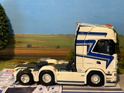 WSI WSI Scania S-NG Highline 6x2 Boogie Dellemans