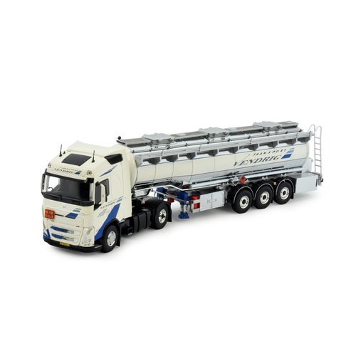 Tekno Tekno Volvo FH05 Globetrotter with 3-axle chromed tranktrailer VENDRIG