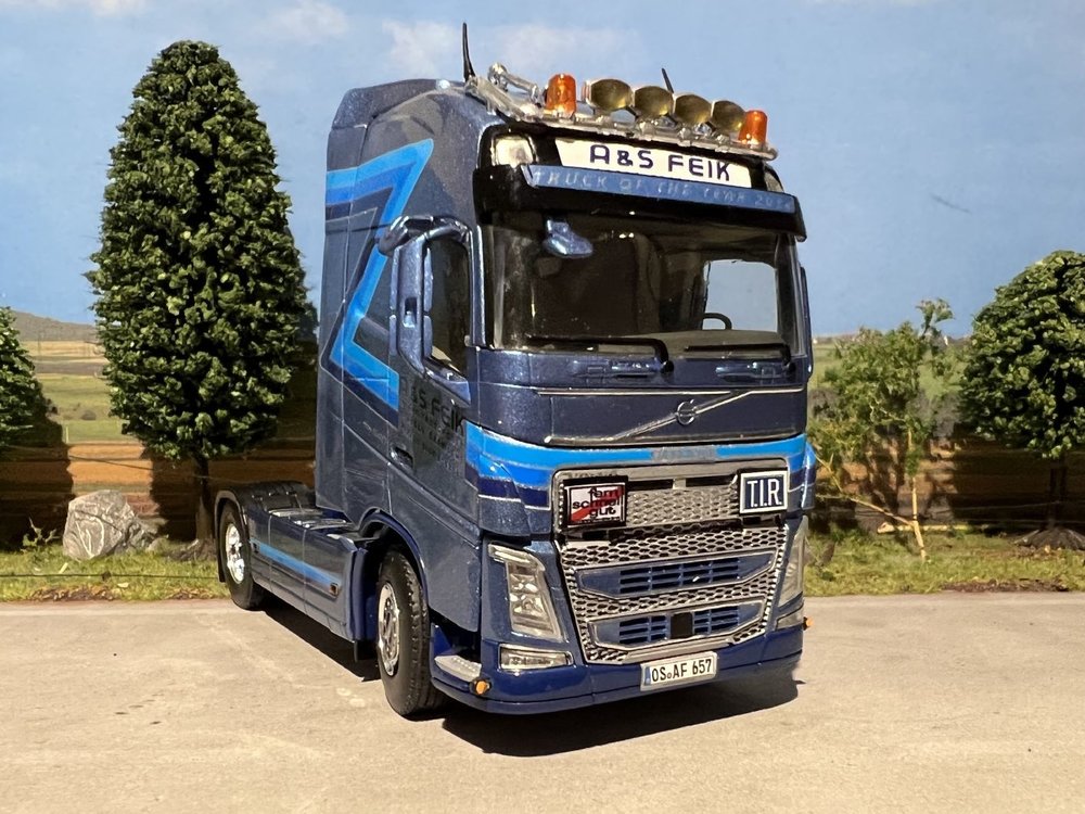 WSI WSI Volvo FH4 Globetrotter XL 4x2 A&S FEIK