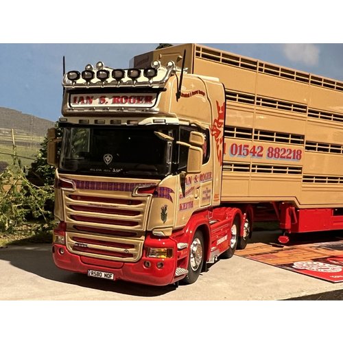 Tekno Tekno Scania R-serie Topline 6x2 with Houghton Parkhouse livestock trailer Ian S. Roger Tekno Tekno Scania R-serie Topline 6x2 with Houghton Parkhouse livestock trailer Ian S. Roger