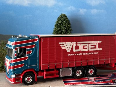 Tekno Tekno Scania Next Gen S-serie Highline rigid truck with trailer Vogel Transporte